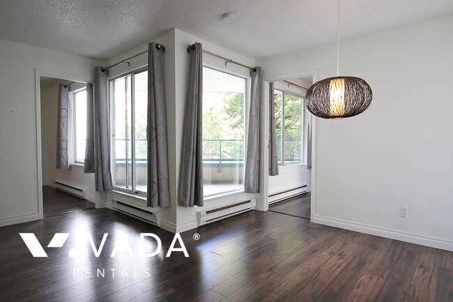 Building Photo - Tiffany Court 2 Bed Apartment Rental 304-1...