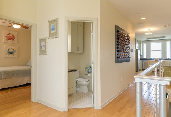 Foto del edificio - 100 Harbor St