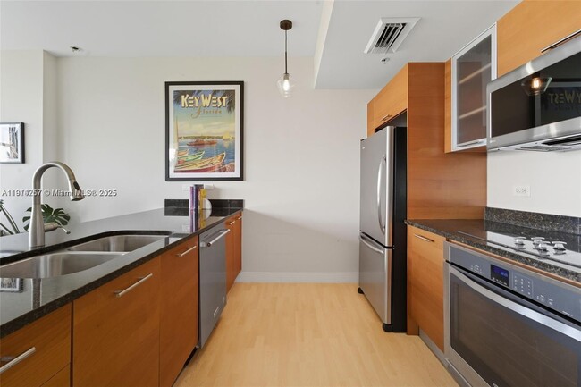 Foto del edificio - 3451 NE 1st Ave