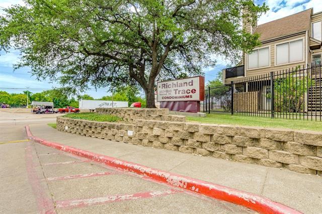 Building Photo - 9823 Walnut St