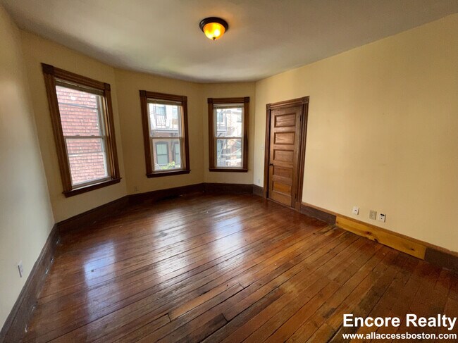 Foto del edificio - 8-8 Sunset St