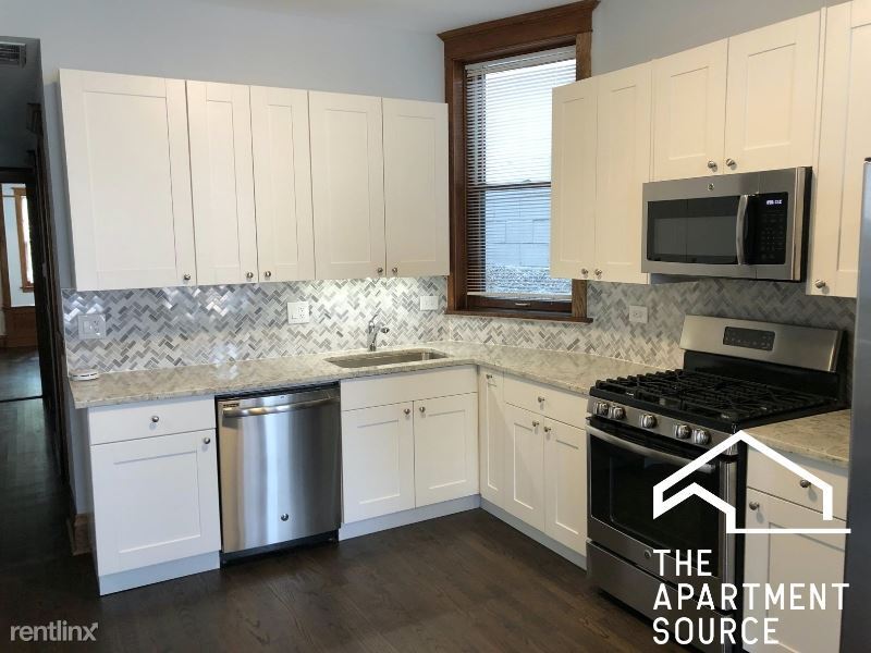 Primary Photo - 3 br, 1 bath Apartment - 2022 W Roscoe St