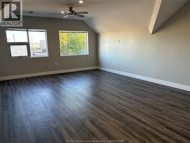 Building Photo - 242 Lauzon Rd