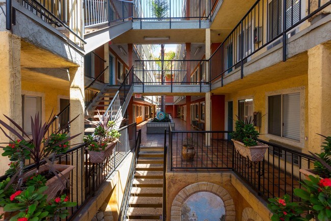 Foto del edificio - 229 16th St
