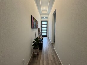 Building Photo - 4522 Peloton Rd