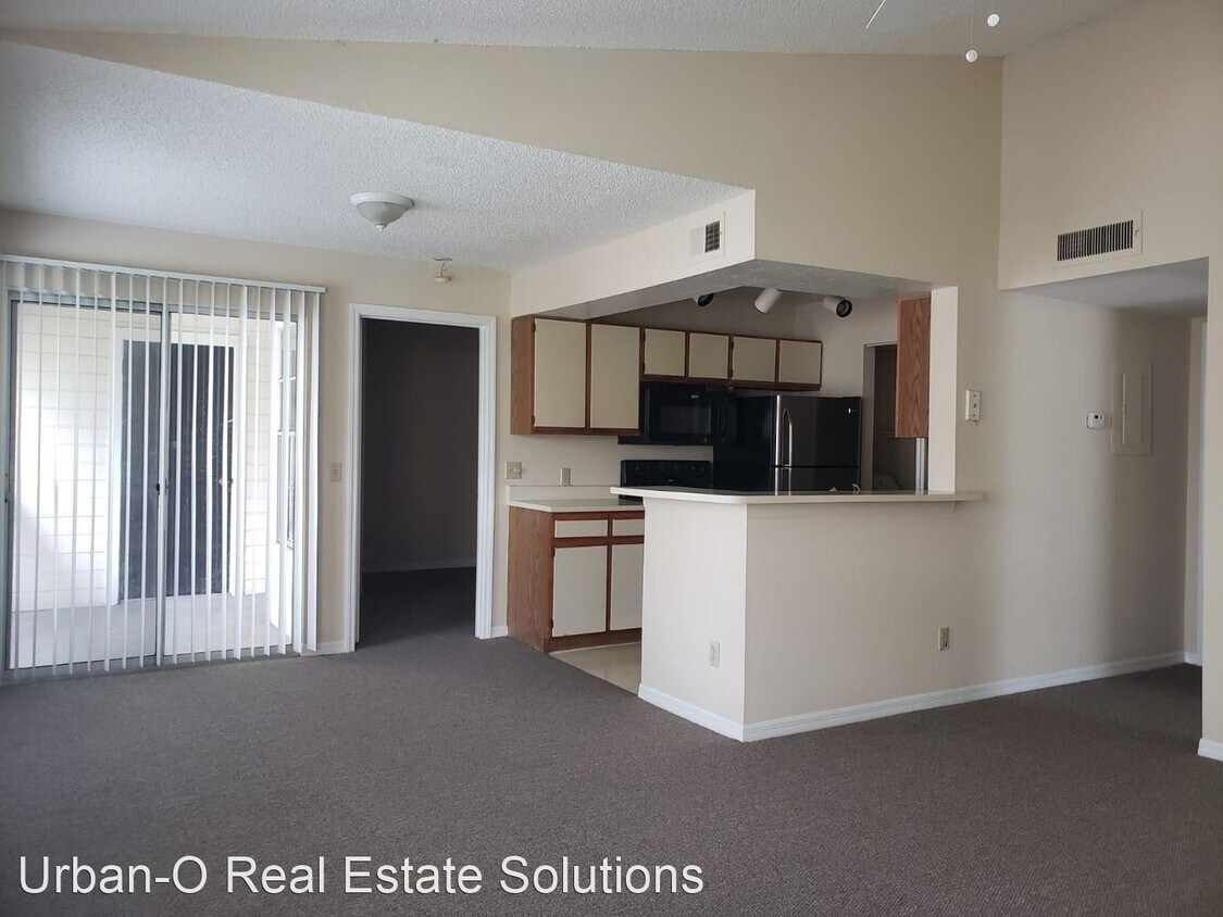 Foto principal - 1033 S Hiawassee Rd