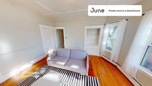 Foto del edificio - Room in Shared 5 bed/2 bath home