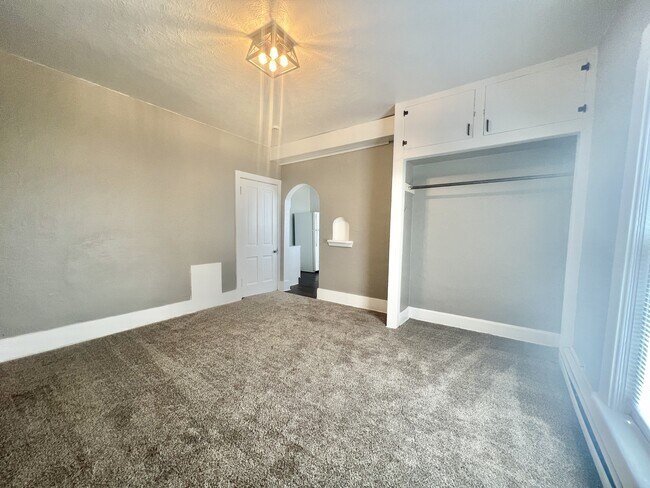 Foto del edificio - 306 N Academy St