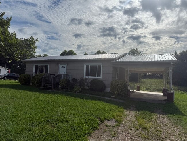 Building Photo - 3 Bedroom 1 Bathroom Home in Greene County...
