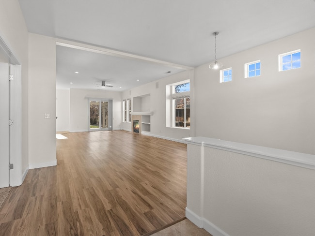 Building Photo - 1730 Glen Cove Ct