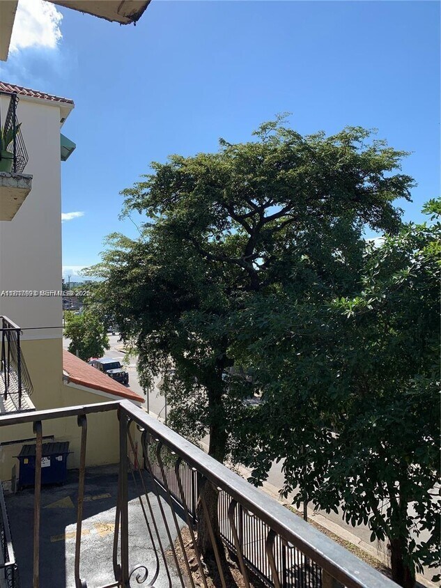 Primary Photo - 1478 NW 1st St