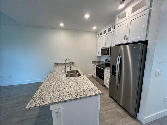 Building Photo - 162 Madrid Blvd