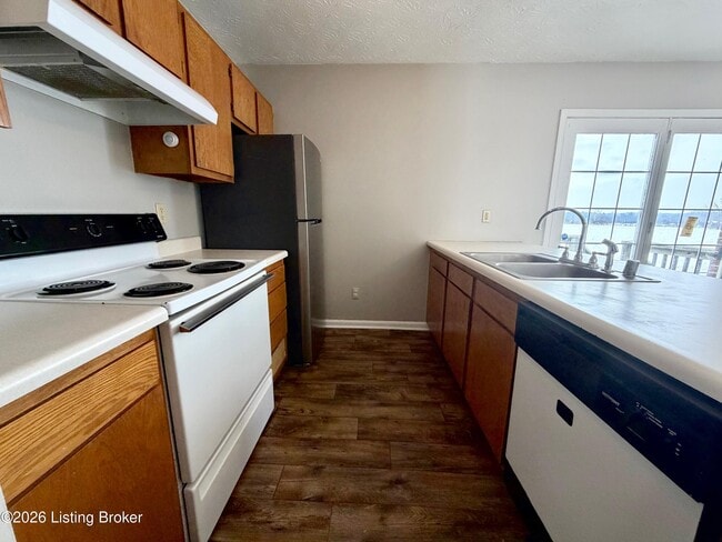 Foto del edificio - 456 Joy Ave