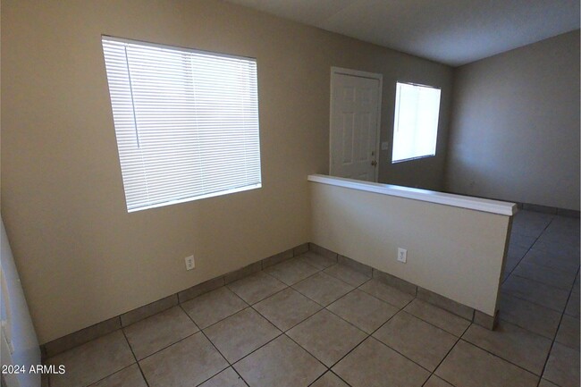Building Photo - 4722 E Caballero St