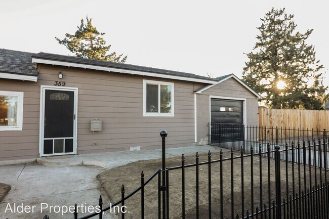 Foto del edificio - 2 br, 1 bath House - 359 3rd st