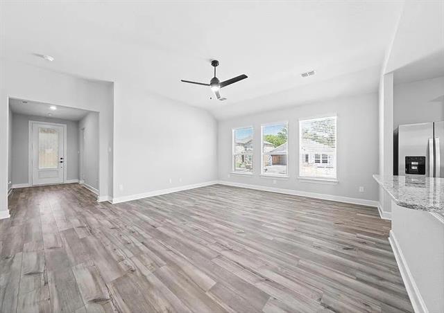 Building Photo - 2032 Brentwood Dr