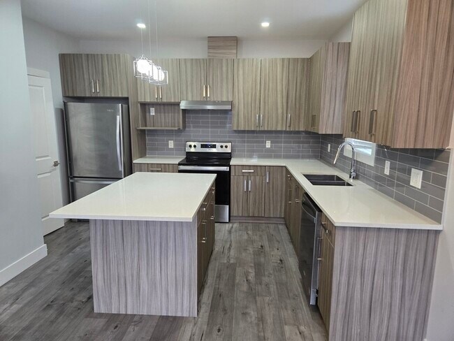 Photo du bâtiment - 834 Cadder Ave