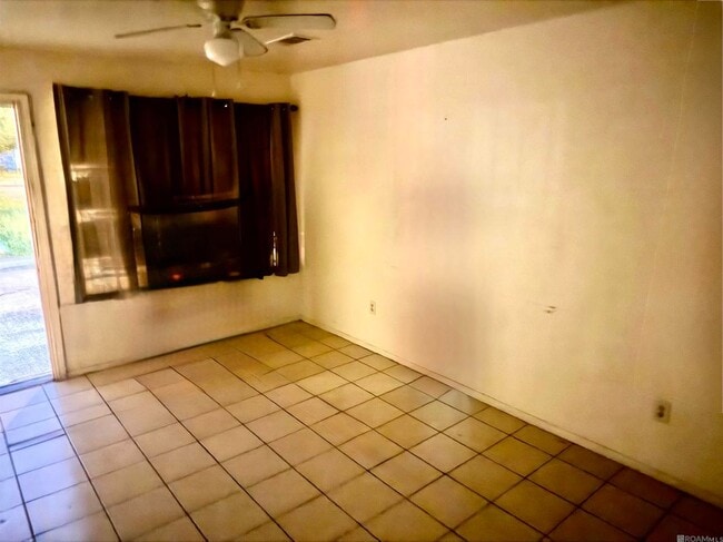 Building Photo - 6879 Cezanne Ave