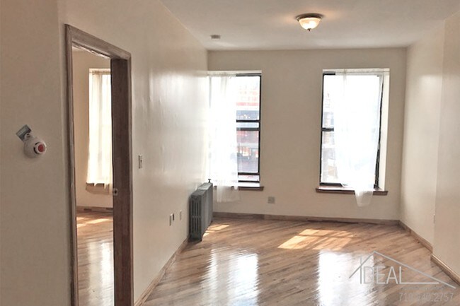 Building Photo - 1152 Fulton St