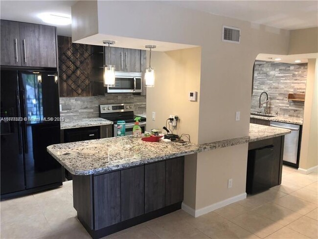 Foto del edificio - 805 SW 30th St