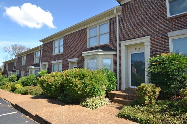 Foto del edificio - 3371 Golf Club Ln