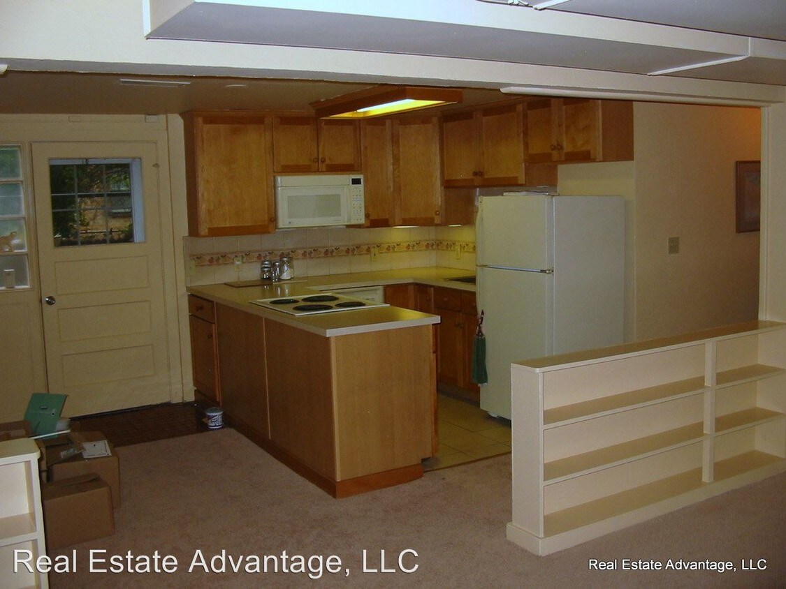 Primary Photo - 2890 Hazel Ct