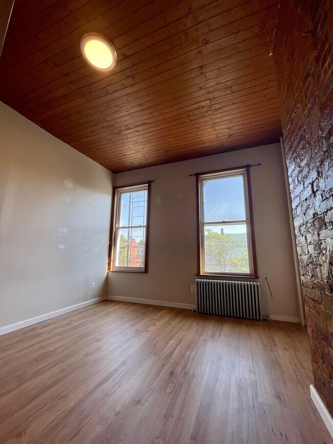 Master bedroom - 191 32nd St