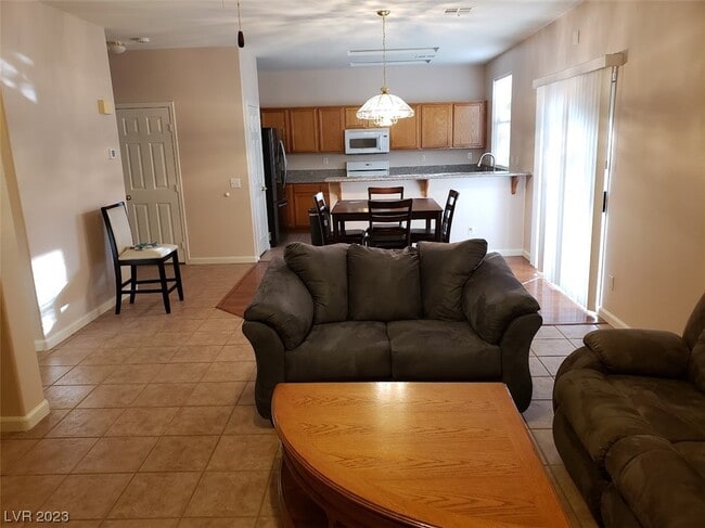 Building Photo - 8061 Sweet Clover Ct