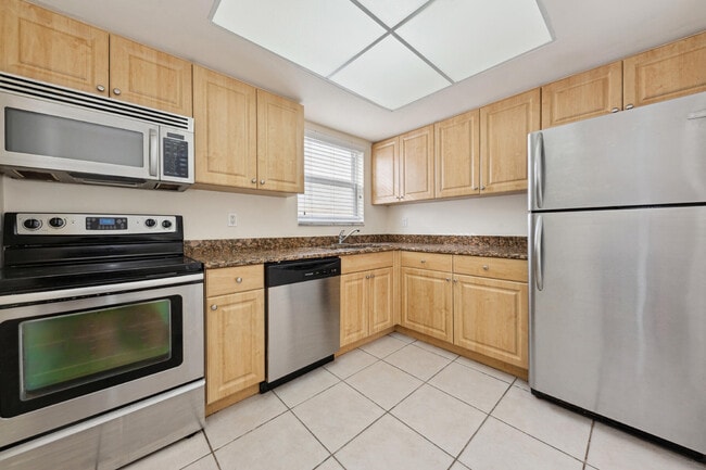 Foto del edificio - 1000 NE 9th Ave