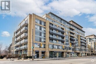 Building Photo - 701-701 Sheppard Ave W