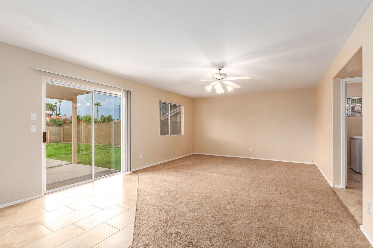 Primary Photo - Large 4 bed 2.5 bath home with no HOA!