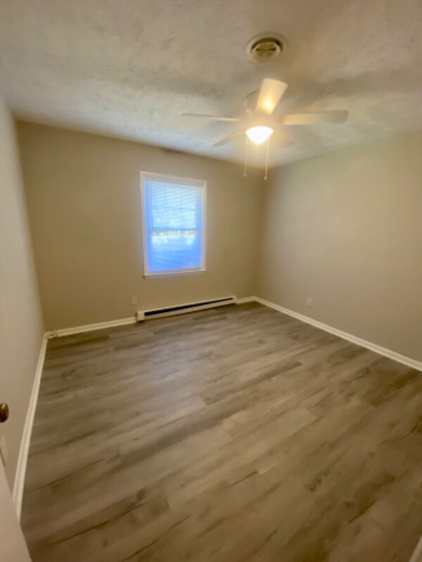 Building Photo - 3700 Papermill Ct