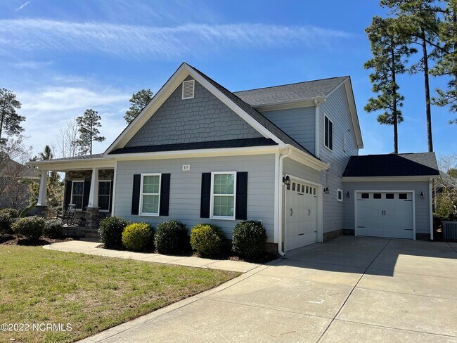 Foto del edificio - 355 Wiregrass Ln