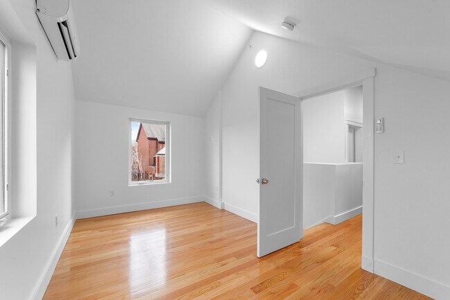 Foto del edificio - 140 Prospect St