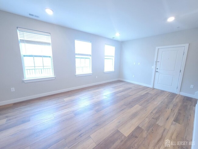 Building Photo - 504 Lasko Ln