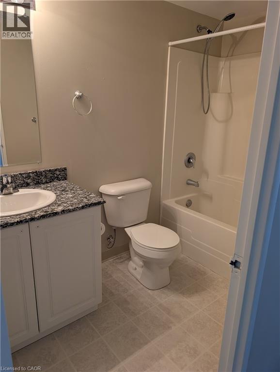 Photo du bâtiment - 239 Auburn Dr