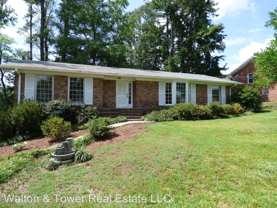 Primary Photo - 3 br, 2 bath House - 2134 Tyler Road