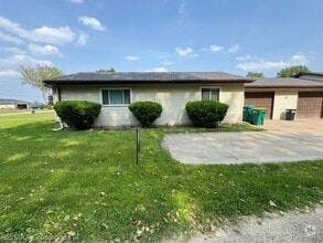 Building Photo - 43373 Alva Dr