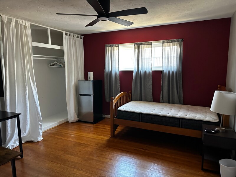 Foto principal - 504 Douglas Ave