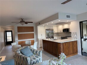 Building Photo - 5850 Trailwinds Dr