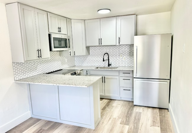 Photo - 1121 Essex St Apartment