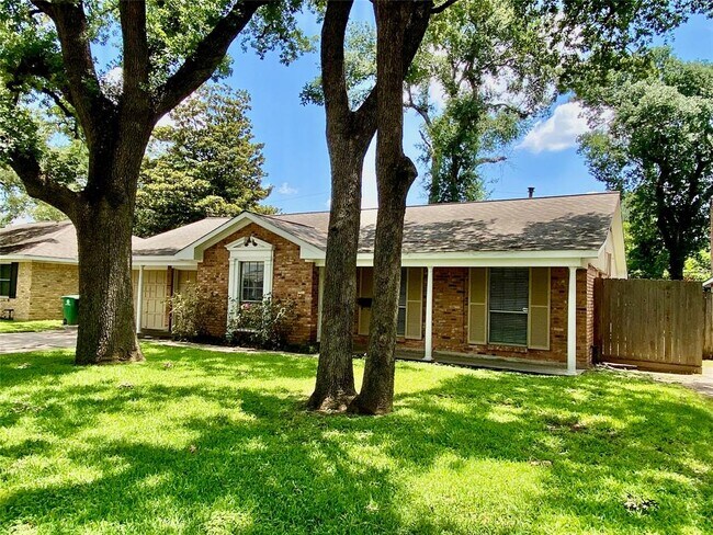 Building Photo - 1810 Mill Creek Dr