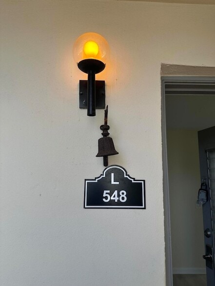 Foto del edificio - 548 Normandy Ln