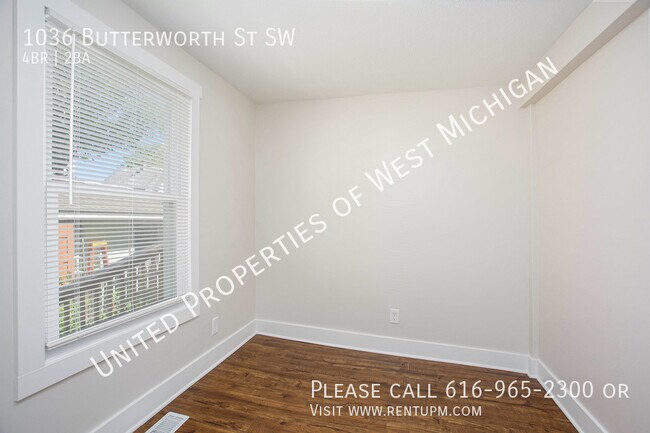 Building Photo - 1036 Butterworth St SW