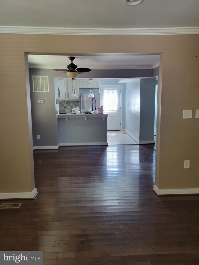 Foto del edificio - 615 Galveston Pl SE