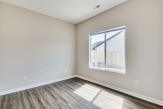 Foto del edificio - Fox Ridge Alex