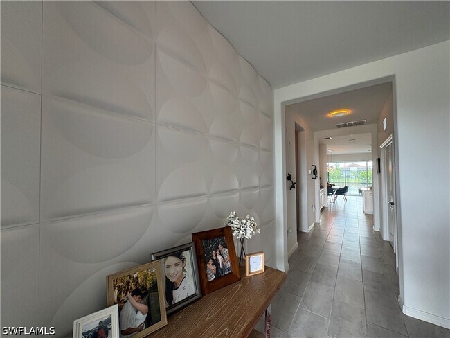 Foto del edificio - 2458 Orchard St