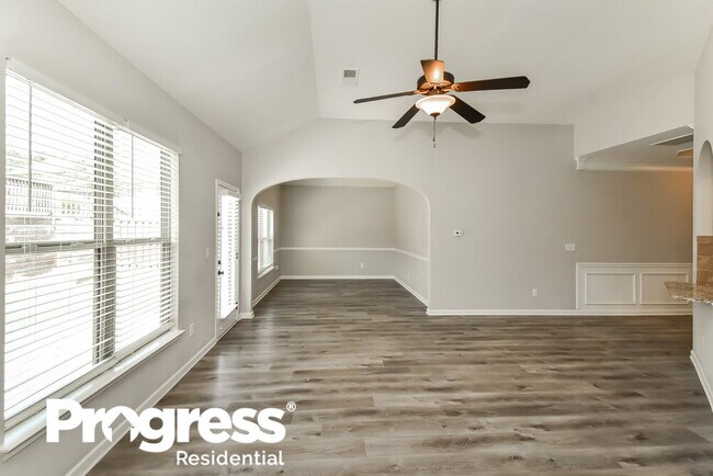 Building Photo - 1126 Joslin Path