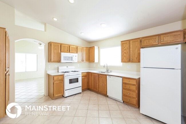 Building Photo - 7441 Tumbling St