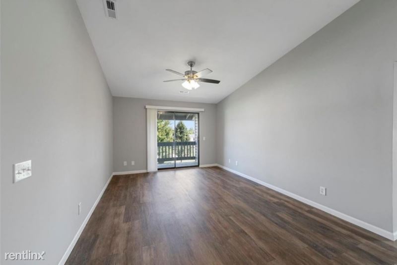 1630 Summergate Pkwy, Harvester, MO 63303 Condo for Rent in Harvester